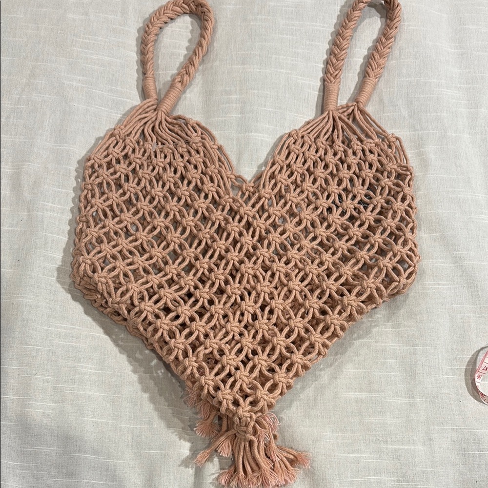 THE BABE COLLECTION Tan Tote with Intricate Macrame Design - Picture 4 of 5